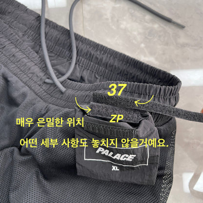 37도 / 팔라스 반바지 , PALACE Cripstop Grid Shorts Black