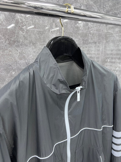 대리석 / 톰브라운 바람막이 그레이 어썰트 재킷 2가지 색상