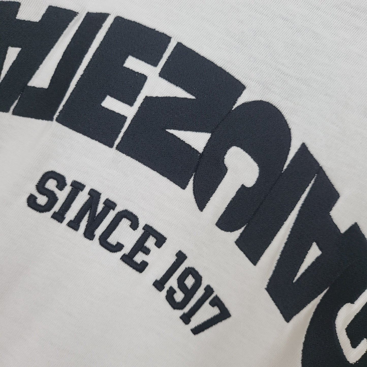 GTR / 발렌시아가 23SS 리버스 레터 반소매 티셔츠
