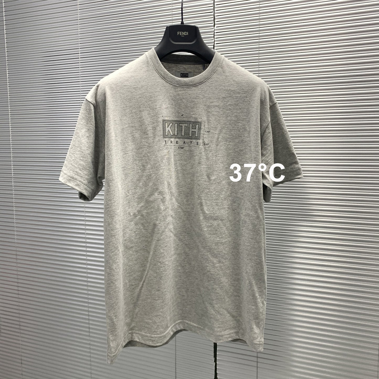 37도 / KITH TREATS ARCHITECT TEE