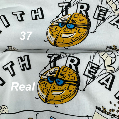 37도 / Kith Treats Parade II Tee