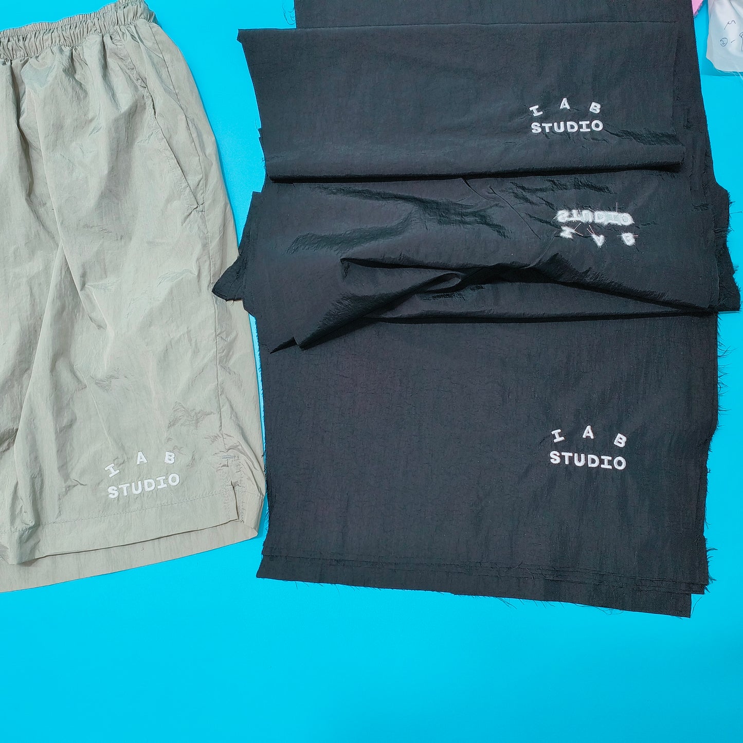 탑아이앱 / 아이앱  반바지 , IAB Studio Woven Shorts