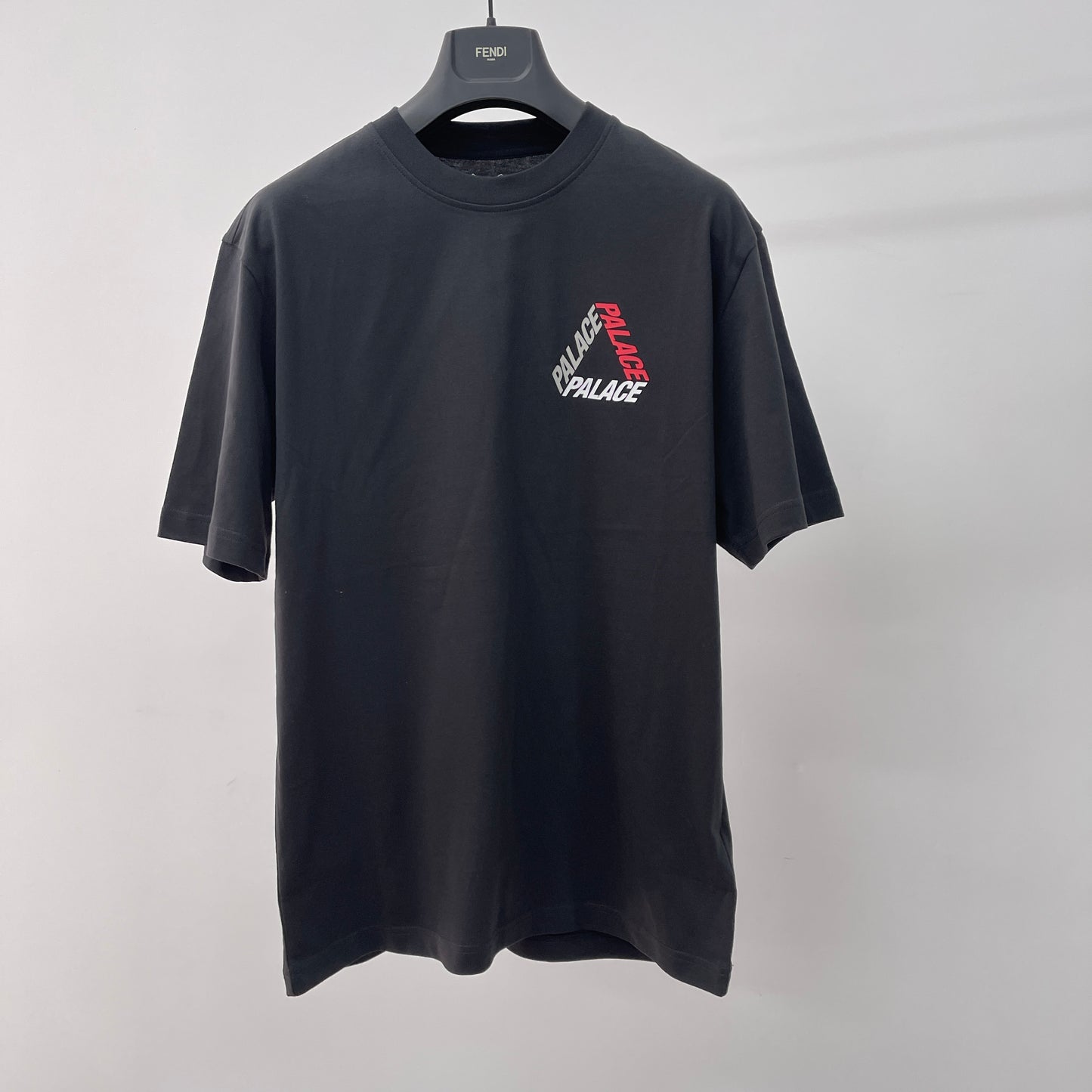 37도 / 팔라스 반팔티 , PALACE SS22 P-3-K-9 T-shirt