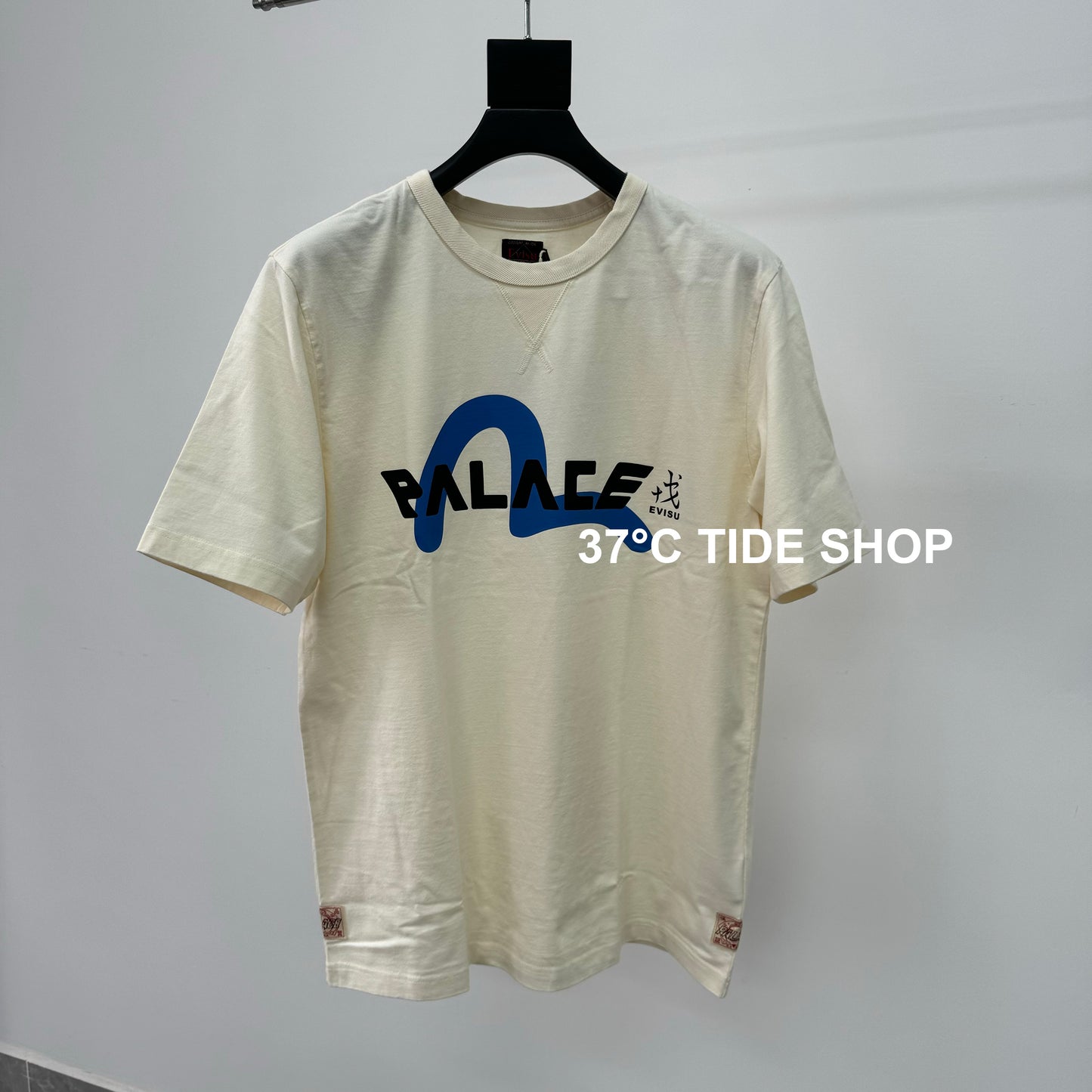 37도 / PALACE EVISU T-SHIRT