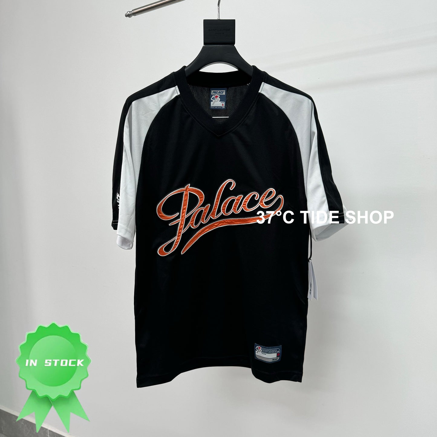 37도 / PALACE SCRIPT JERSEY