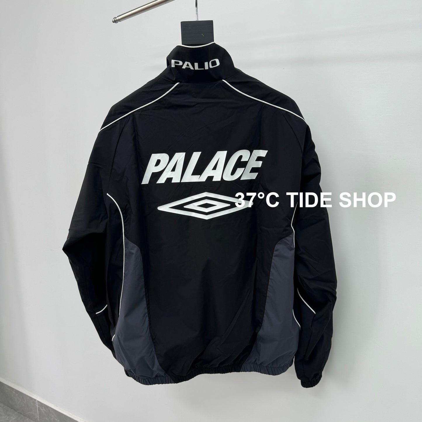 37도 / 팔라스 자켓 ,  PALACE UMBRO TRAINING TRACK JACKET