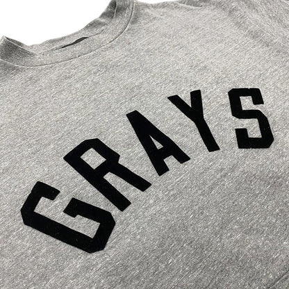 세나 / 아니다 FOG FEAR OF GOD 7C 7기 메인 라인 하이 스트리트 GRAYS 플로킹 프린트 반소매 스웨터