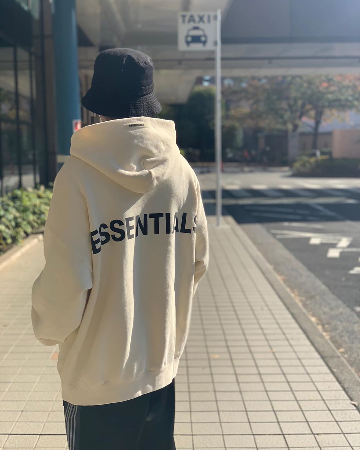 세나 /  FOG ESSENTIALS FEAR OF GOD 더블 라인 하이 스트리트 3M 반사후드