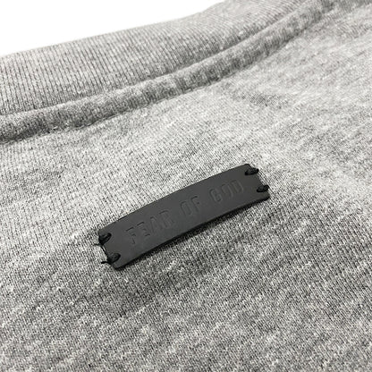 세나 / 아니다 FOG FEAR OF GOD 7C 7기 메인 라인 하이 스트리트 GRAYS 플로킹 프린트 반소매 스웨터