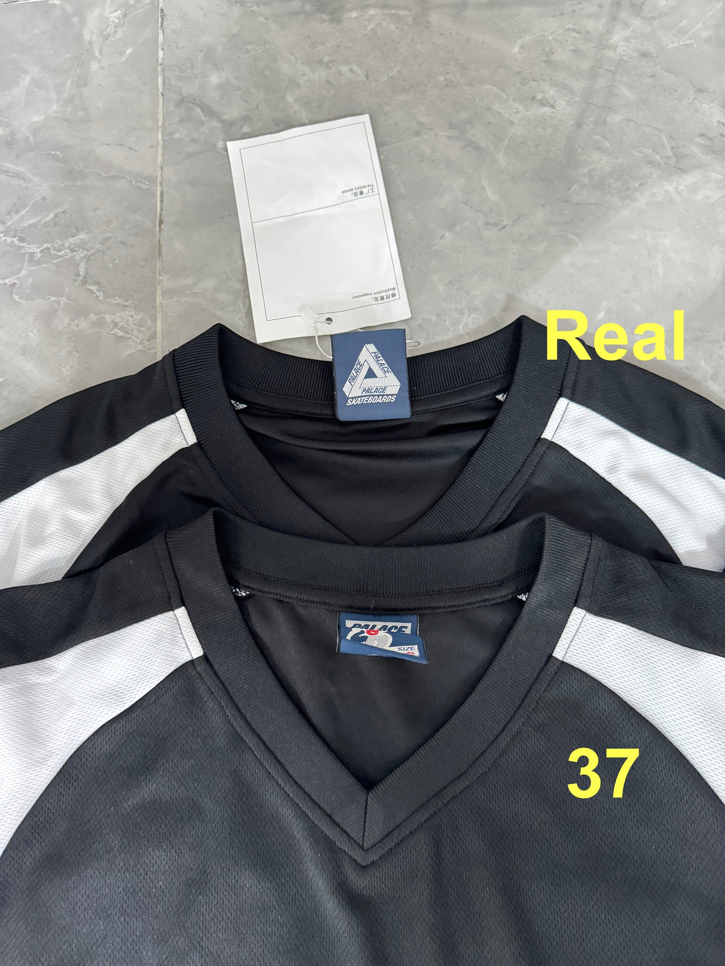 37도 / PALACE SCRIPT JERSEY