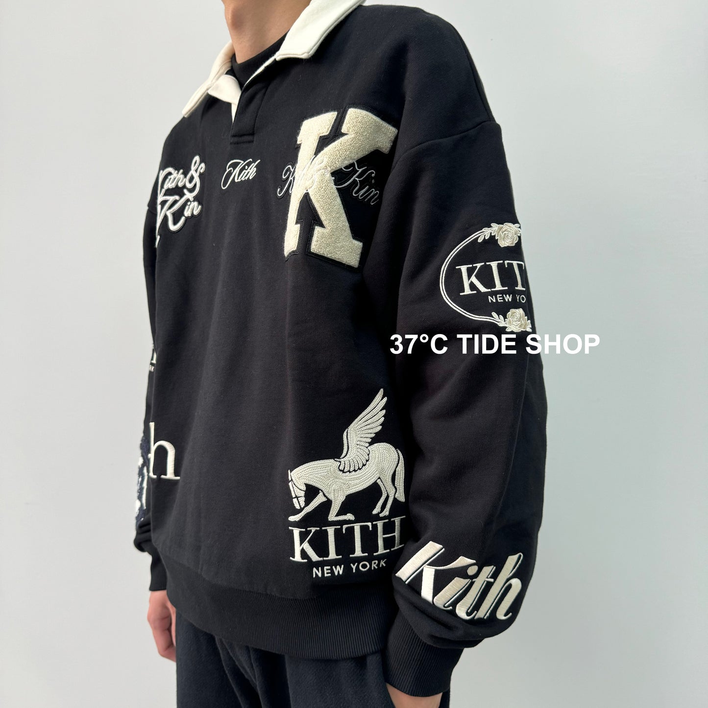 37도 / KITH Nelson Colared Pullover 레터링 지도자수 폴로 맨투맨