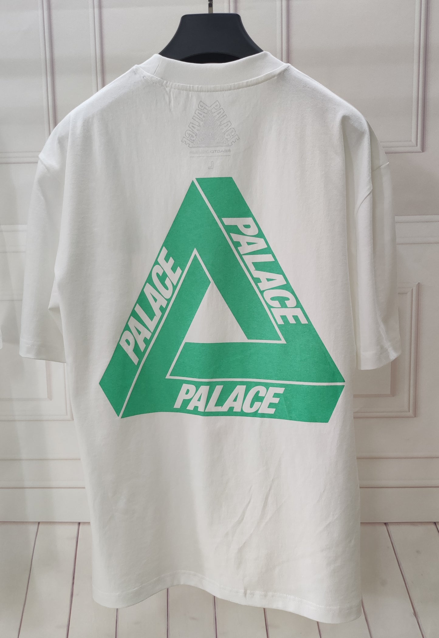 탑팔라스 / 팔라스 반팔티 ,  Palace Reacto Tri-Ferg T-Shirt White