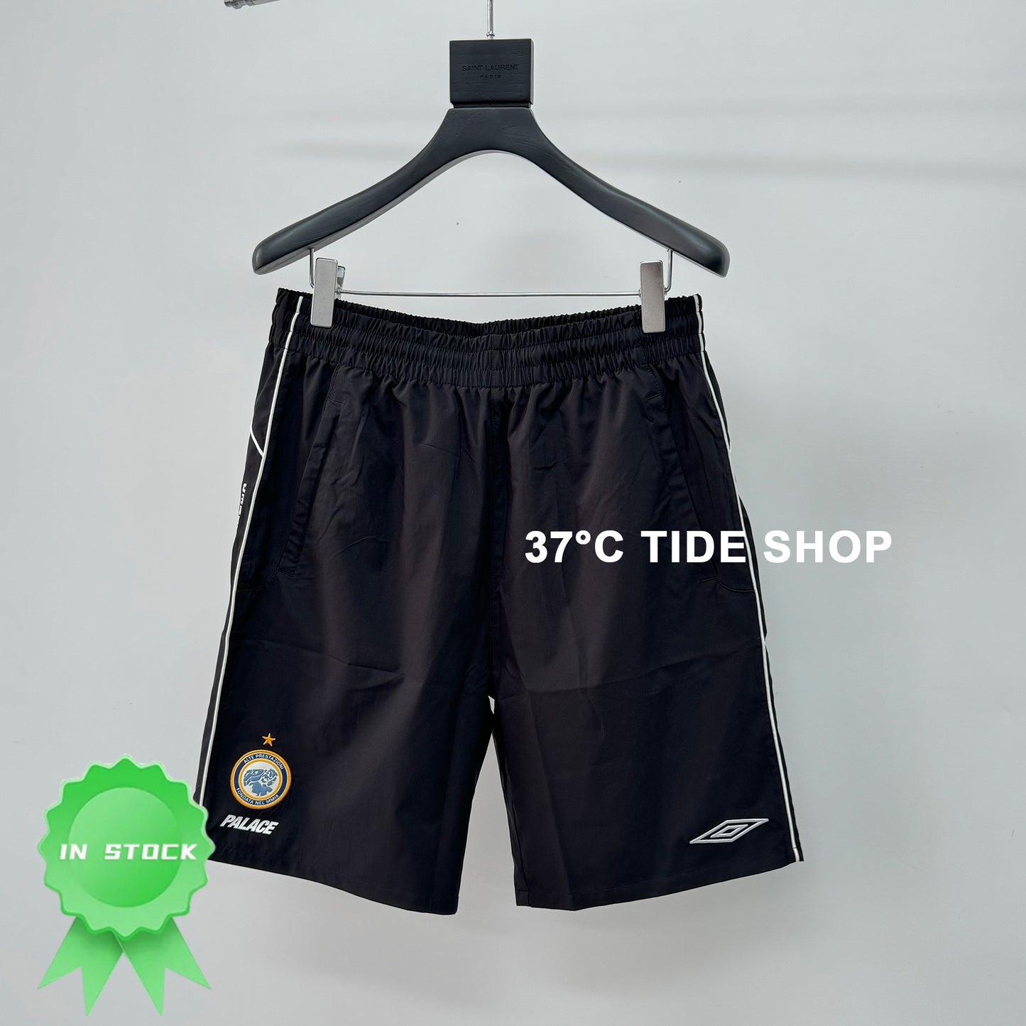 37도 / 팔라스 PALACE UMBRO 3RD GOALIE SHORT