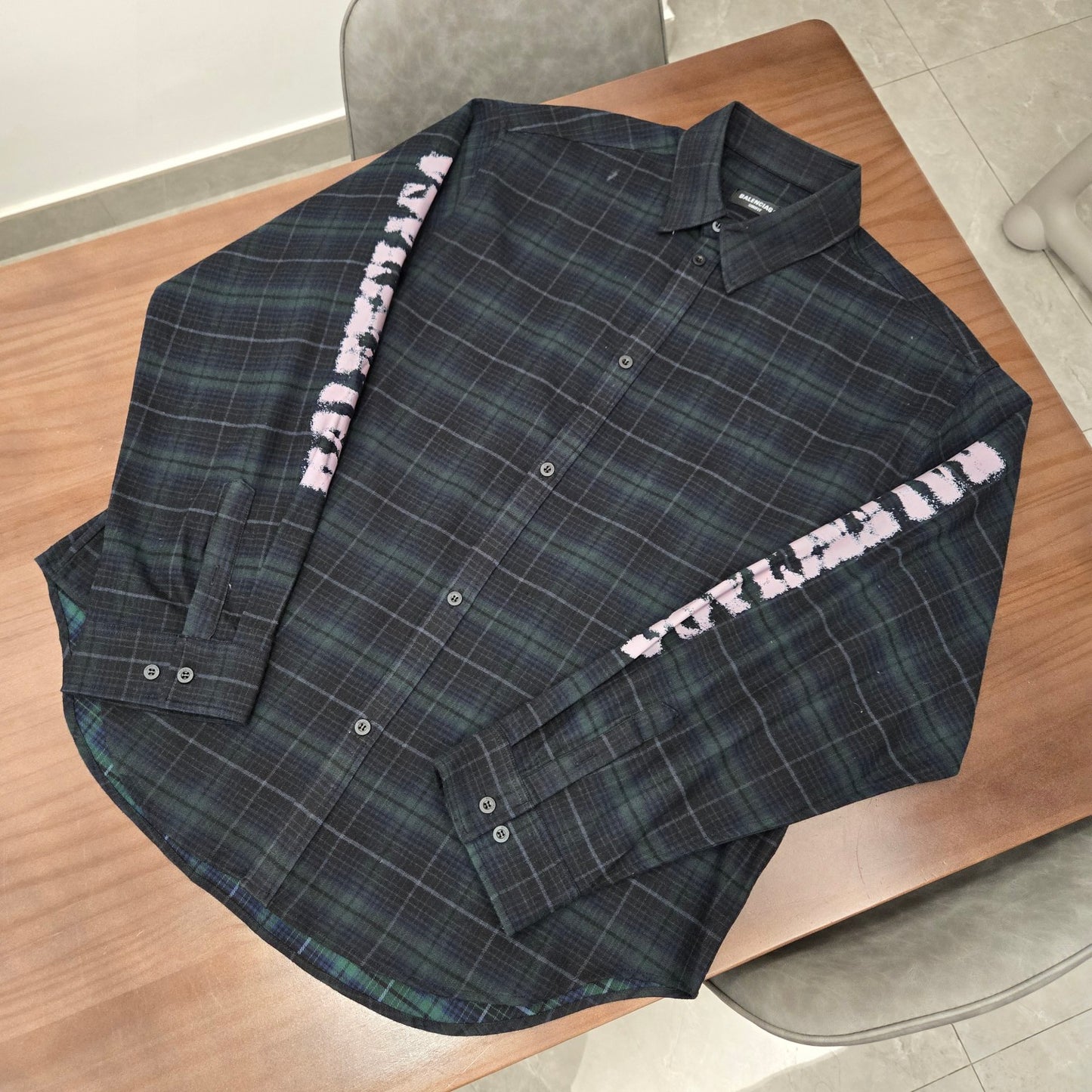 GTR / 발렌시아가 카라티 , BLCG 24SS 일본 한정 팬텀 체크 무늬 셔츠