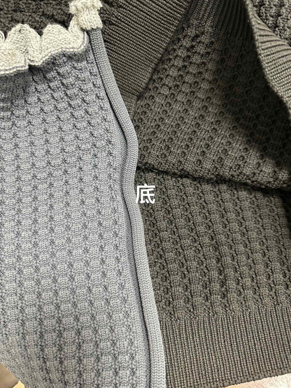GTR / 발랜시아가 23FW 울 자카드 숄더 로고 스웨터