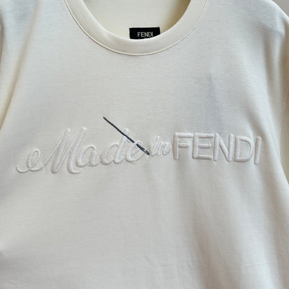 체인2호 / 펜디 반팔, Fend*/Fendi 24SS 봄 여름 신작 바늘 문자 자수 라운드넥 반팔 티셔츠