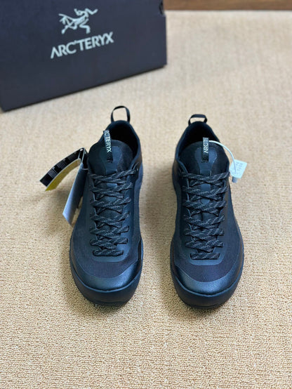 빙 / ARC'TERYX/아크테릭스 슈즈 SOLANO LEATHER GORE-TEX 커버 방수 남성 하이탑 캐주얼 슈즈